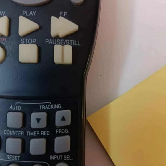 Cinderella II by Walt Disney - Animated Movie on 2002 VHS - Clamshell Case - Picture 5 of 5